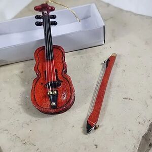 Violin and Box Boxed Ornament Set